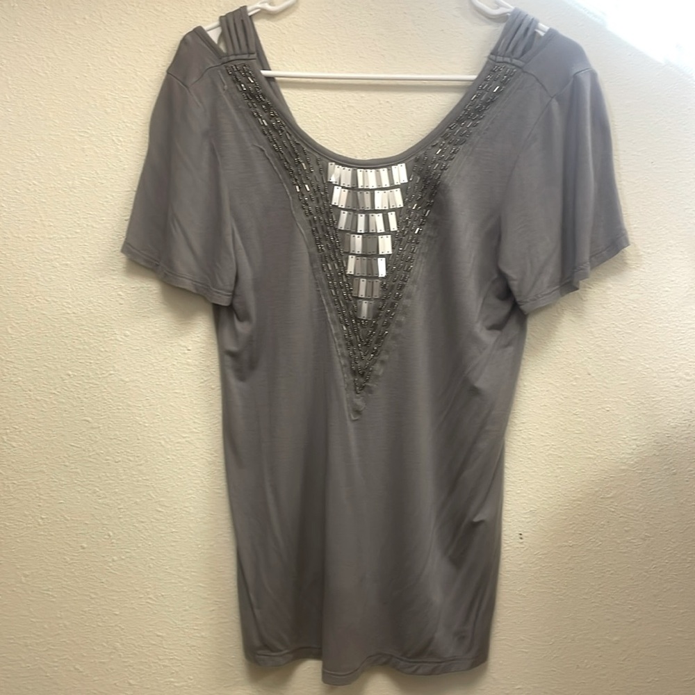 BKE cute gray top